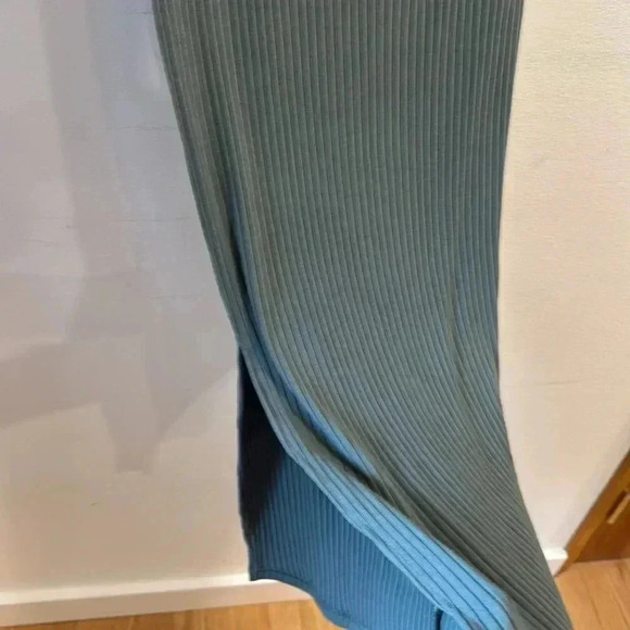 Tentree Knit Rib Skirt - Light Urban Green - Picture 3 of 5